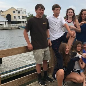 Meet your Posher, Sydney